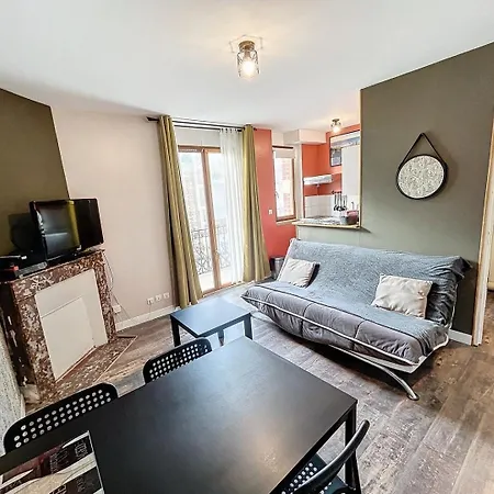 Apartmán A 30 M De La - Balcon - Lumineux - Wifi - Le Ceres 2 *